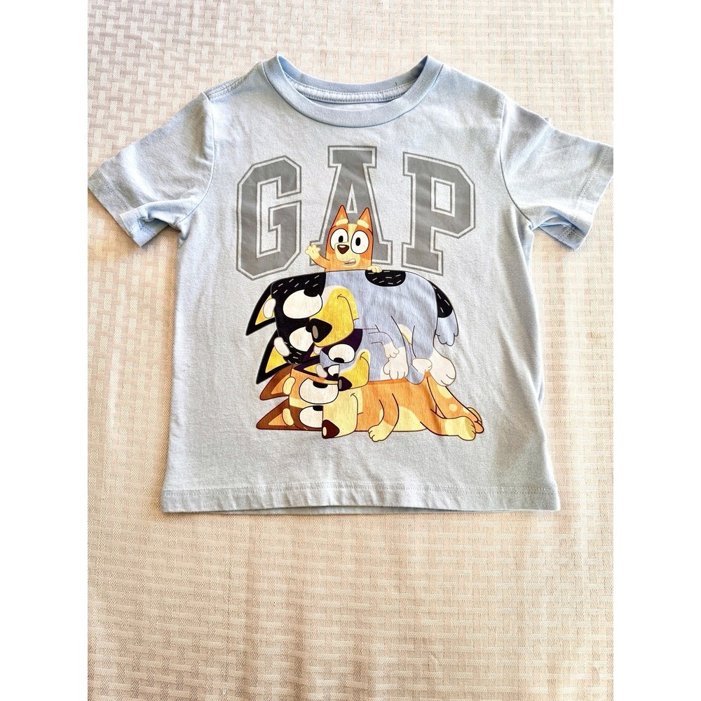 Baby GAP Bluey Heeler Family Graphic T-Shirt Light Blue Toddler Size 4T